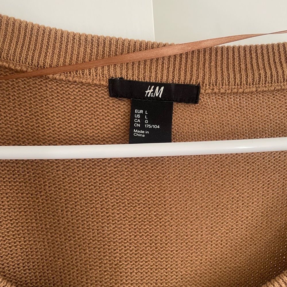 H&M Tan Button-Front Cardigan - Picture 2 of 3